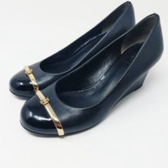 Tory Burch
Black Pacey Cap Toe - Picture 2 of 15